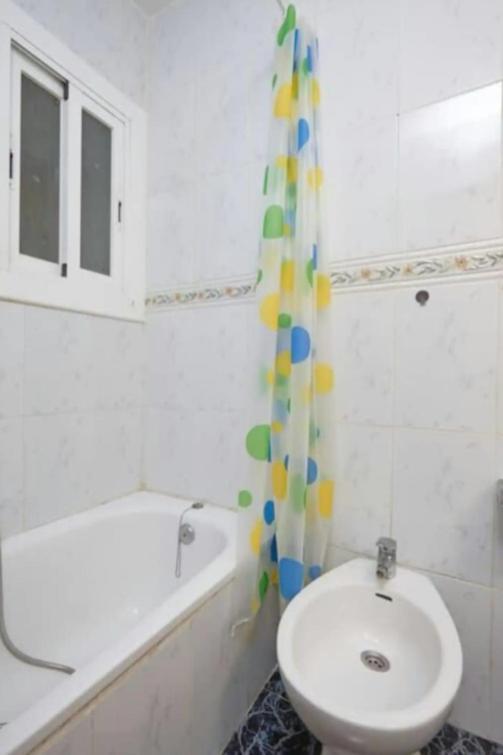 The Apartment Is Next To The Fine Sandy Beaches Виланова-и-ла-Желтру Экстерьер фото